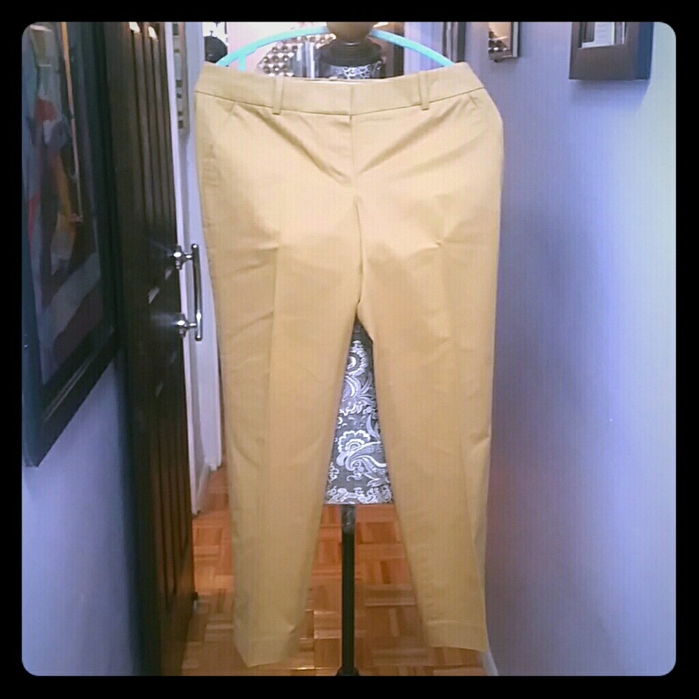 J.Crew Khaki Pants 98% Cotton 2% Spandex